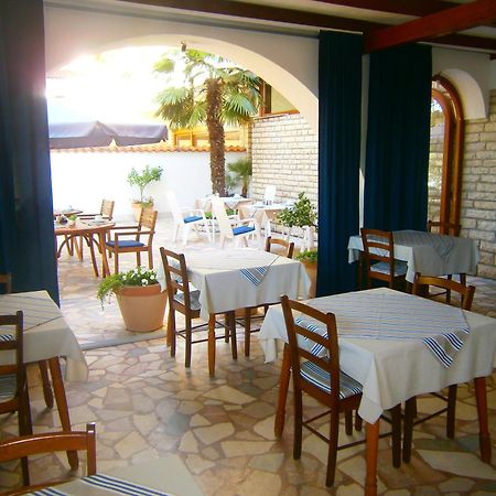 Bed & Breakfast Pansion Rade Hotel Pirovac Exterior foto