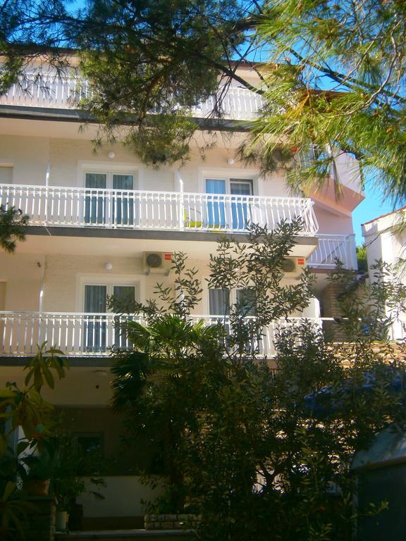 Bed & Breakfast Pansion Rade Hotel Pirovac Exterior foto
