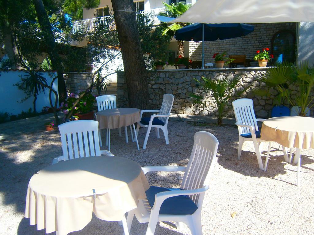 Bed & Breakfast Pansion Rade Hotel Pirovac Exterior foto